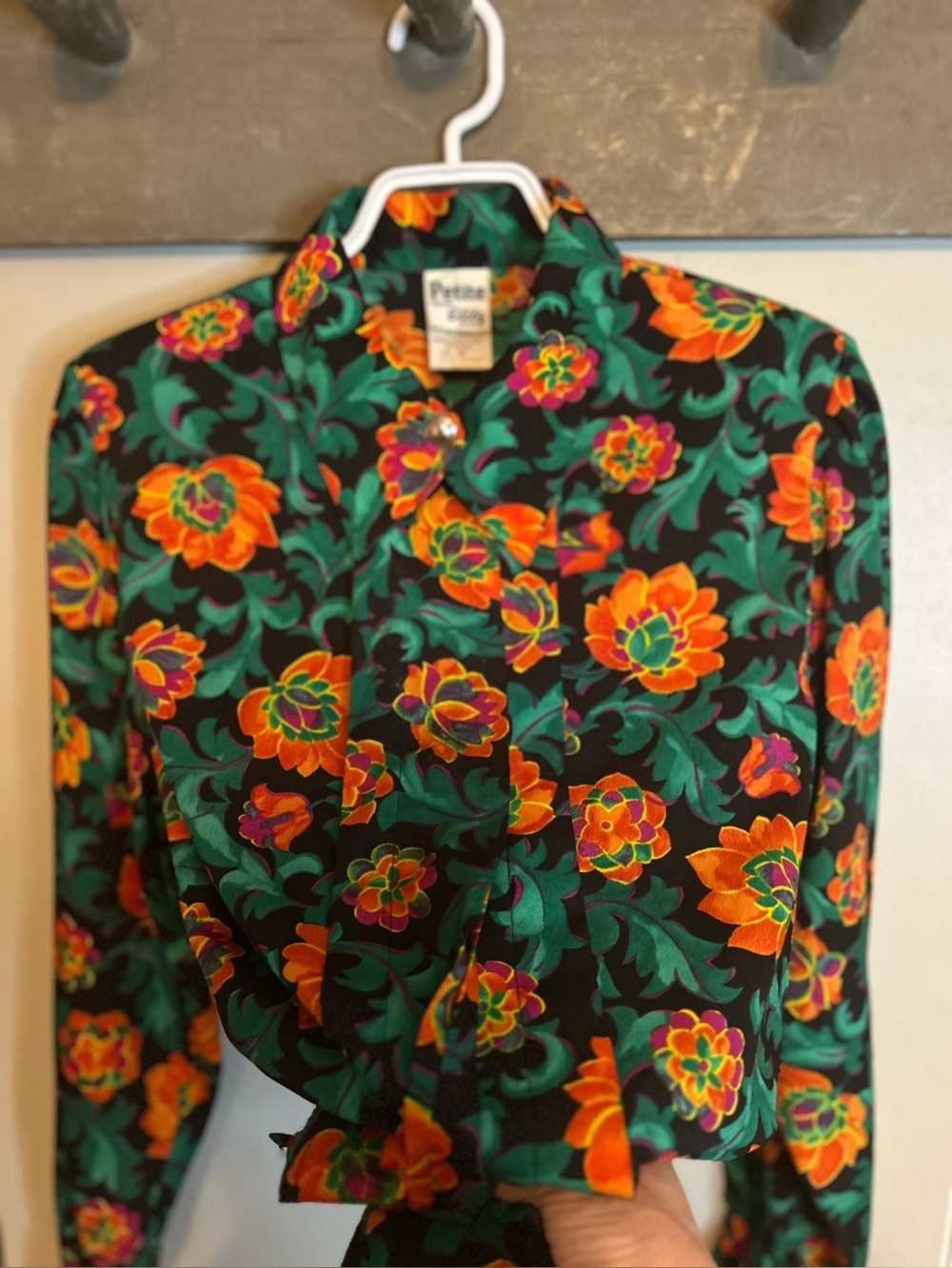 Vintage floral blouse - Picture 10 of 15